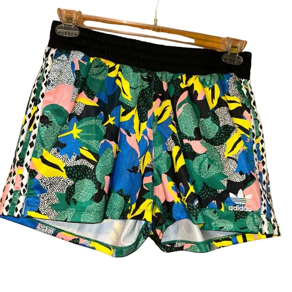 WOMAN ADIDAS ORIGINALS X HER STUDIO LONDON FLORAL SHORTS size Medium M - Picture 1 of 4